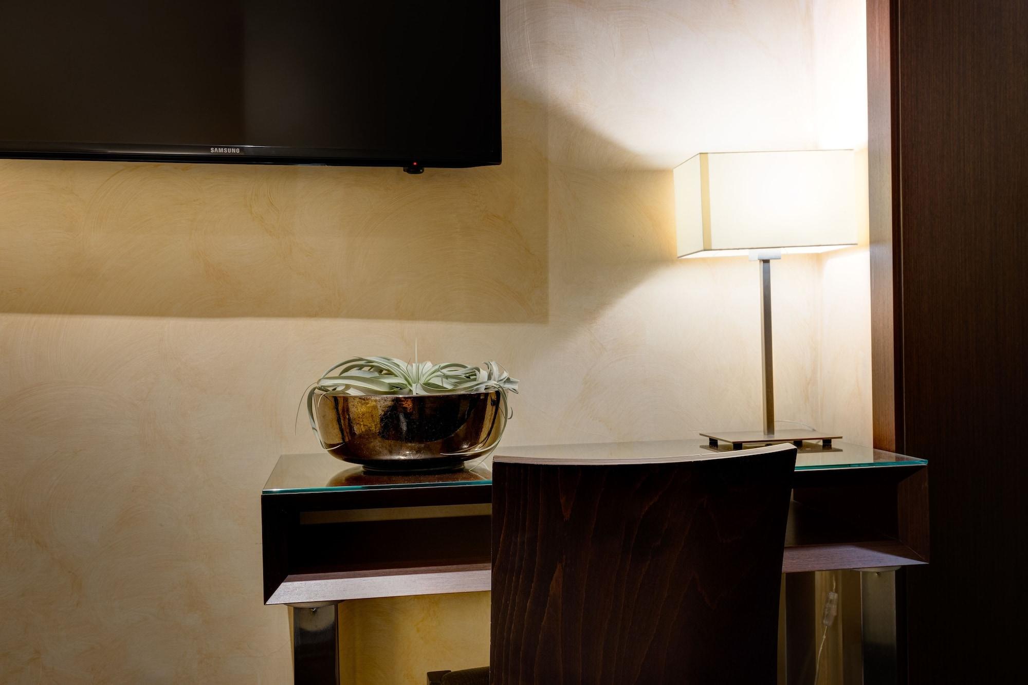 Intown Luxury House Hotel Rome Exterior photo