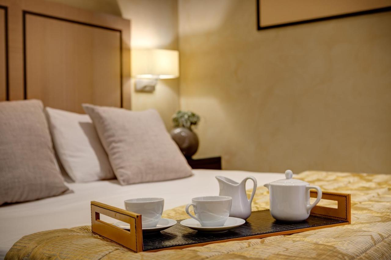 Intown Luxury House Hotel Rome Exterior photo
